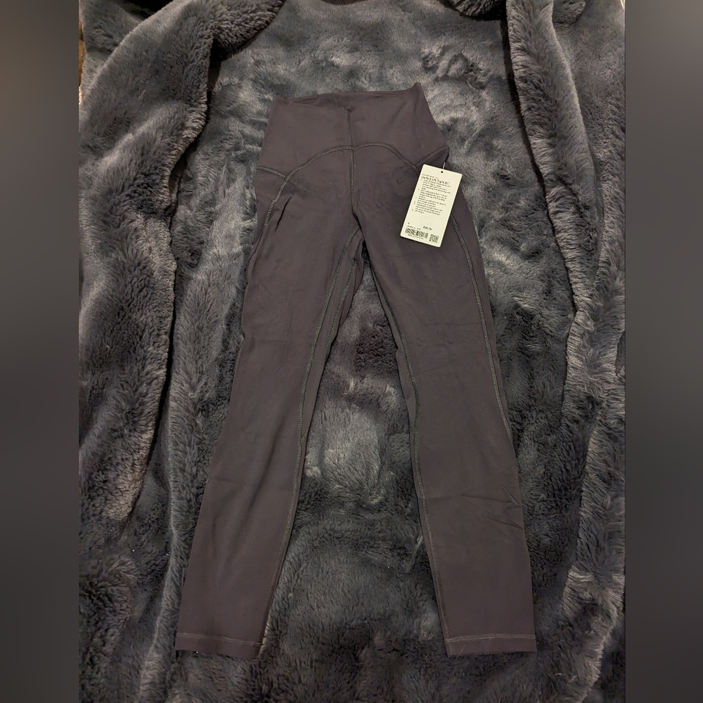 Lululemon Unlimit HR Tight 25"
